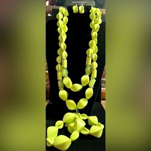 NWT Ashley Stewart Spring Green Jewelry Set ~